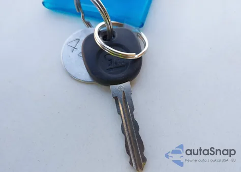 2007 Chevrolet Silverado 1500 Work Truck from USA, damaged, VIN 1GCEC19077Z637107